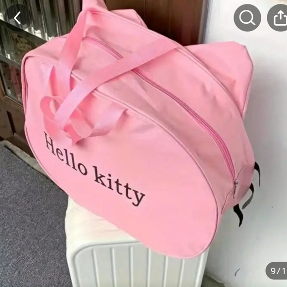 Sanrio Hello Kitty Travel bag. Color: pale pink - Picture 13 of 15
